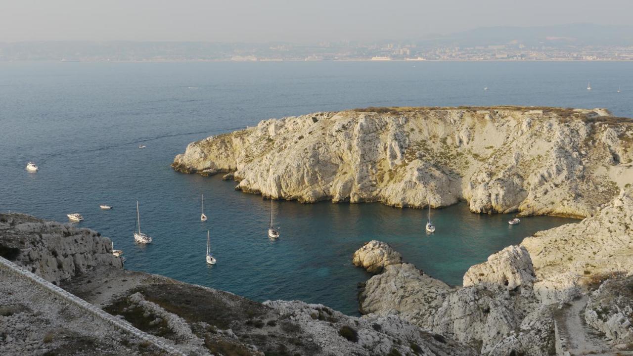 Apartamento Les Pieds Dans L'Eau Sur L'Ile Du Frioul Marsella Exterior foto